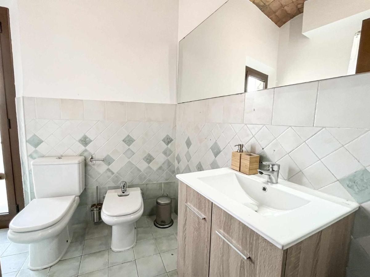 Romantic Duplex With Terrace And Great Views Жирона Экстерьер фото