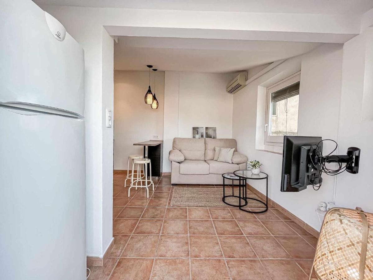 Romantic Duplex With Terrace And Great Views Жирона Экстерьер фото